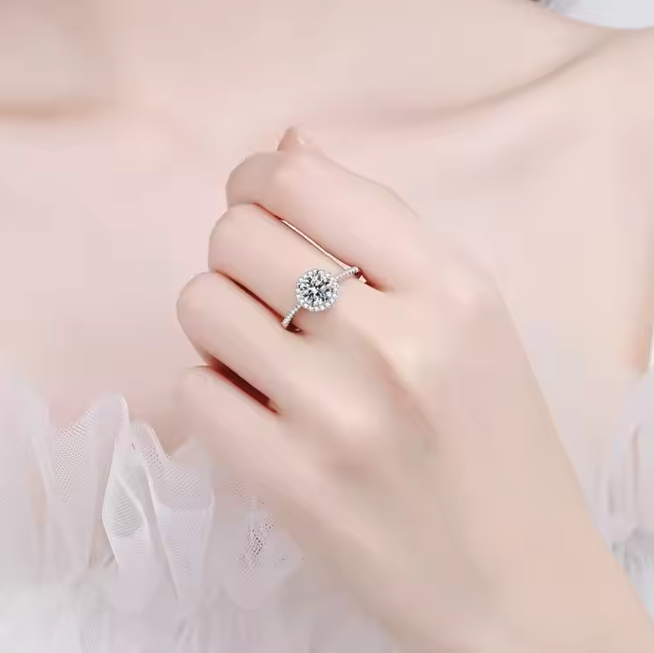 Selene: 1 Carat D Color VS2 Moissanite Ring with Heart-Detail Halo Band