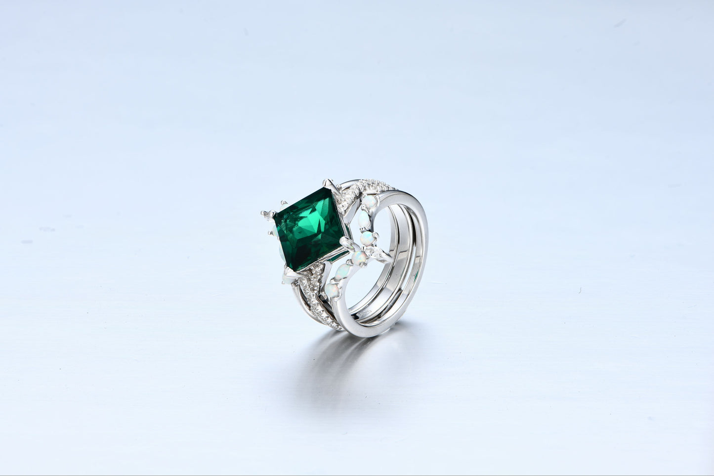 Lyra — Emerald & Opal Triple Band Set